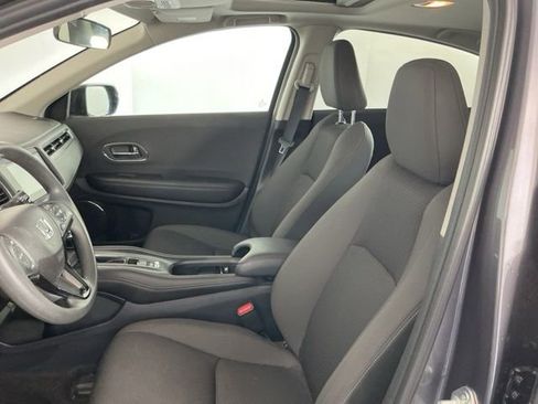 Used 2022 Honda HR-V EX image 10