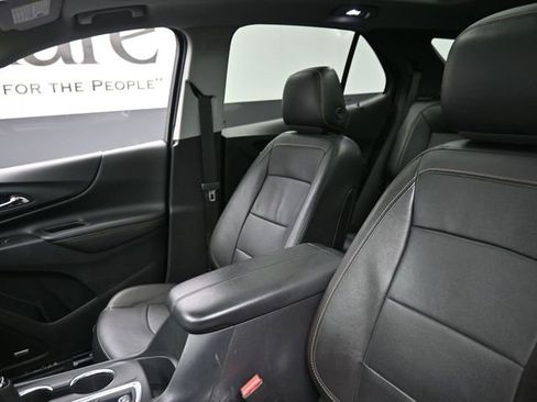 Used 2020 Chevrolet Equinox Premier image 16