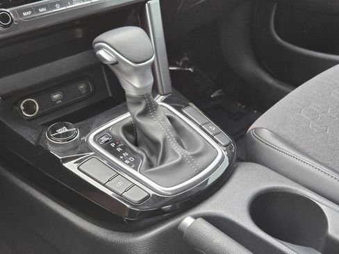 Certified 2025 Kia Seltos S FWD image 9
