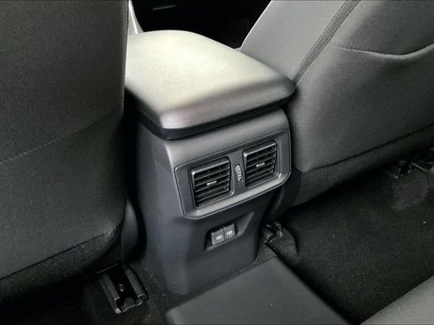 Used 2025 Toyota RAV4 SE AWD/4WD image 30