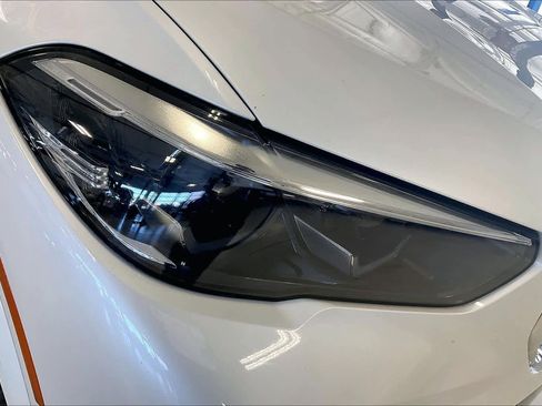 Used 2021 BMW X5 xDrive40i w/ M Sport Package image 25