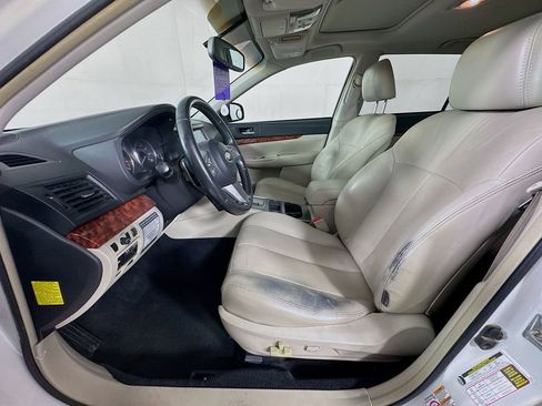 Used 2010 Subaru Outback 3.6R Limited AWD/4WD image 25