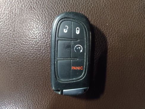 Used 2017 RAM 1500 Laramie w/ Convenience Group image 32