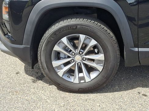Used 2025 Chevrolet Equinox LT AWD/4WD image 8