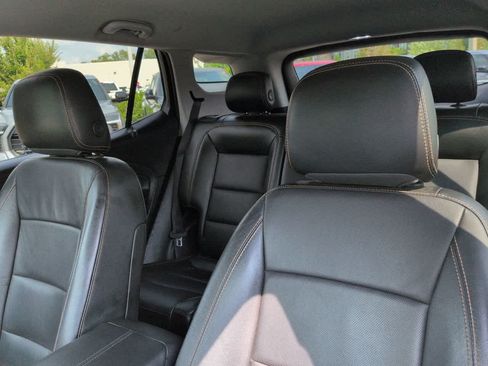 Used 2019 GMC Terrain SLT FWD image 8