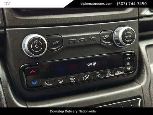 Used 2025 RAM ProMaster 2500 w/ U-Haul Equipment Group image 28