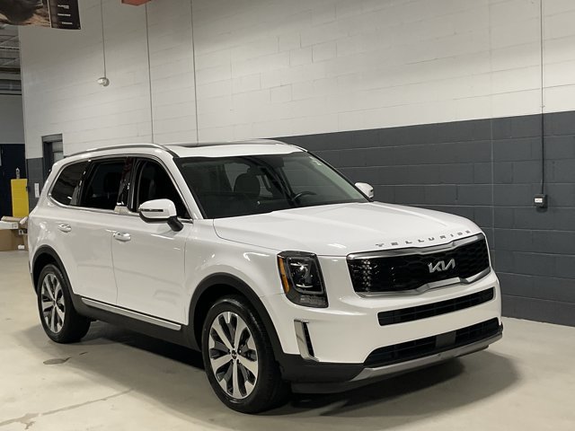 Used 2022 Kia Telluride S FWD image 2