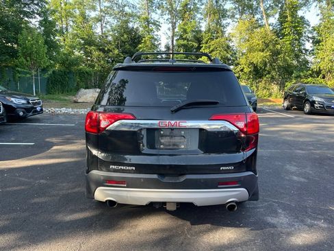 Used 2017 GMC Acadia SLT AWD/4WD image 5