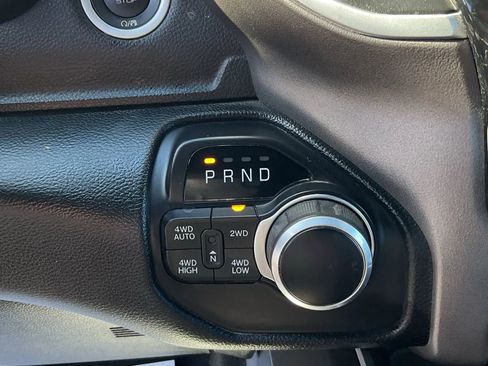 Used 2021 RAM 1500 Big Horn image 32
