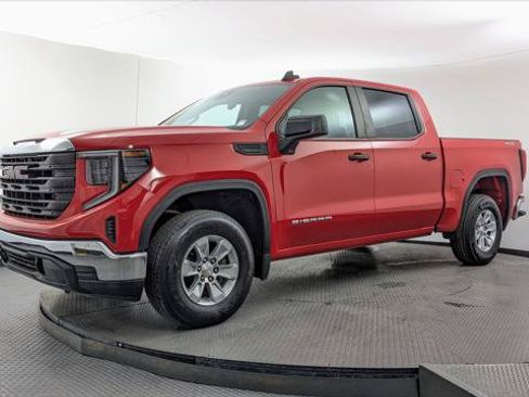 Used 2022 GMC Sierra 1500 Pro w/ Pro Value Package AWD/4WD image 2