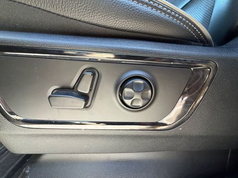 Used 2023 RAM 1500 Limited w/ Body Color Bumper Group image 17