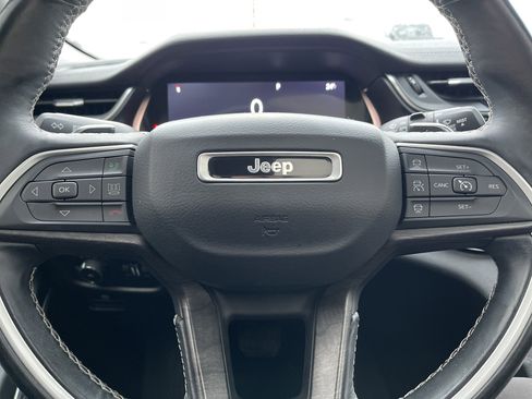 Used 2021 Jeep Grand Cherokee L Limited image 16