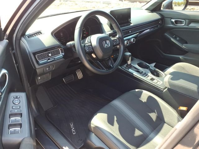 Used 2025 Honda Civic Sport image 17