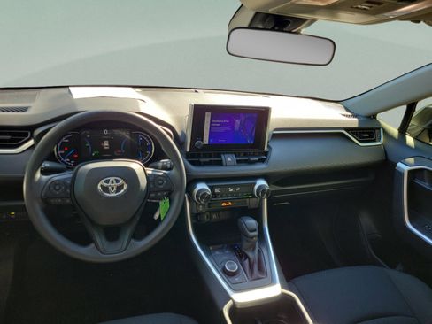 Certified 2025 Toyota RAV4 LE AWD/4WD image 14
