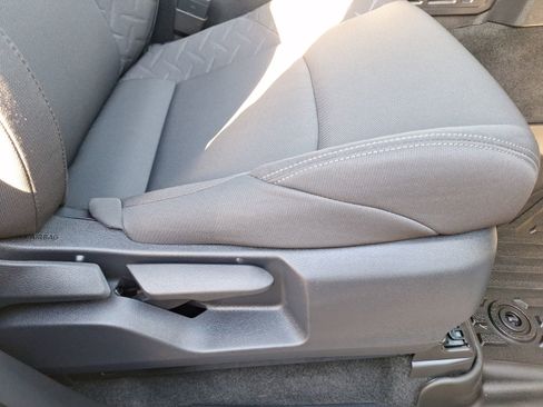 Used 2024 Toyota Tacoma SR image 33