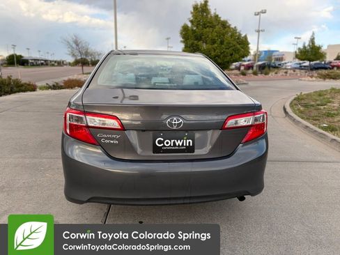 Used 2014 Toyota Camry FWD image 4