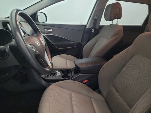 Used 2018 Hyundai Santa Fe SE image 17