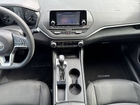 Used 2022 Nissan Altima 2.5 S FWD image 13