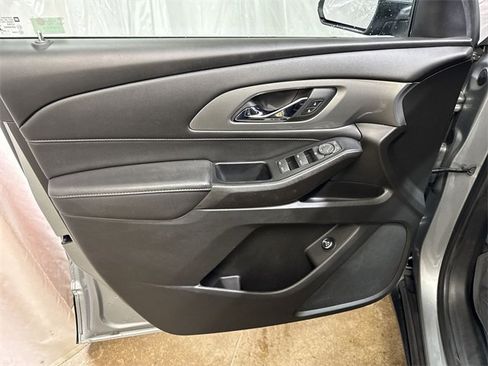 Used 2023 Chevrolet Traverse LT w/ LPO, Floor Liner Package image 23