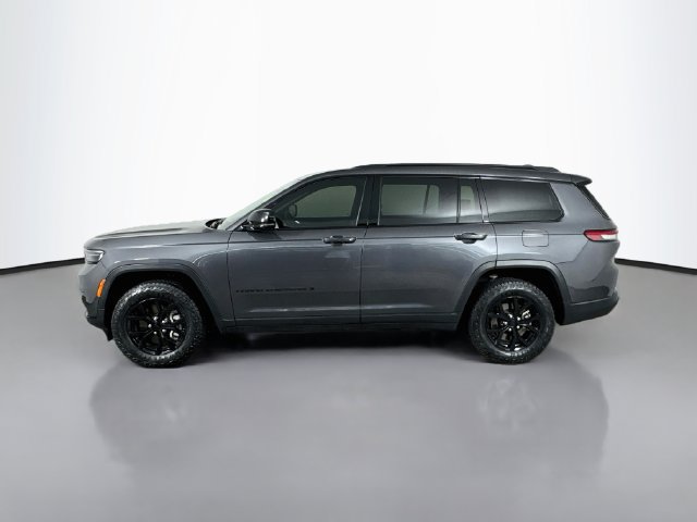 Used 2024 Jeep Grand Cherokee L Altitude AWD/4WD image 11