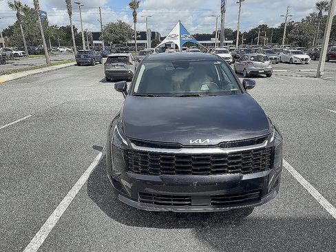 Used 2026 Kia Sportage EX FWD image 30