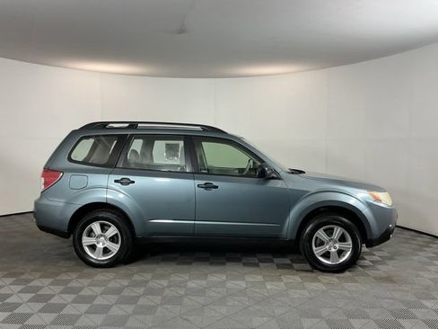 Used 2012 Subaru Forester 2.5X w/ Alloy Wheel Pkg AWD/4WD image 4