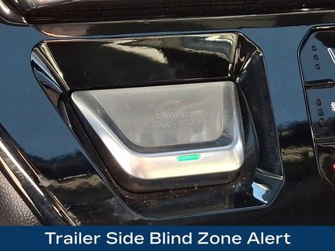 Used 2024 GMC Sierra 3500 Denali w/ Denali Reserve Package image 31