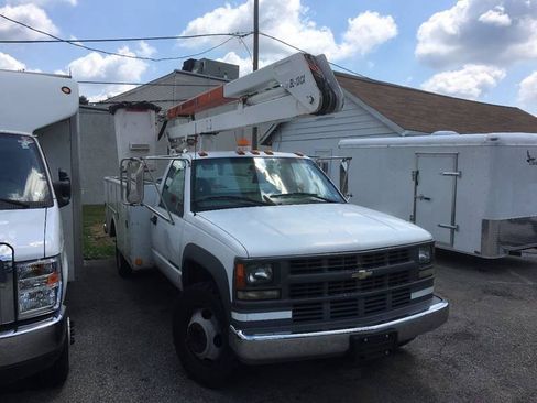 Used 2001 Chevrolet Silverado 3500 2WD Regular Cab HD image 6