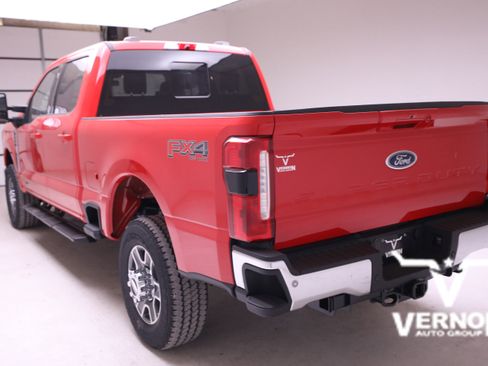 New 2026 Ford F250 Lariat w/ Lariat Premium Package image 3
