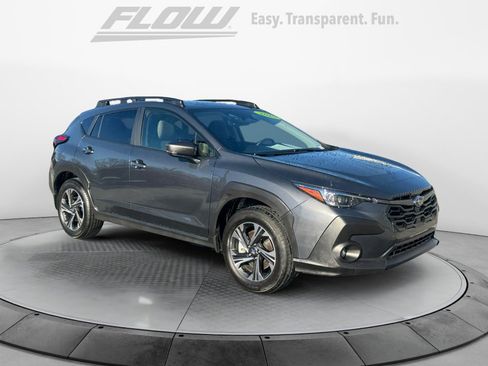 Used 2025 Subaru Crosstrek 2.0i Premium image 1