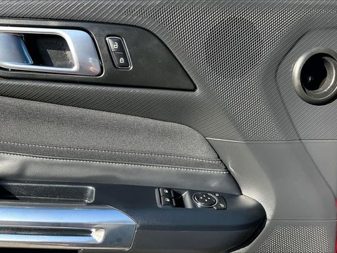 Used 2024 Ford Mustang Coupe image 32