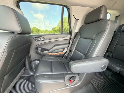Used 2019 Chevrolet Tahoe Premier AWD/4WD image 13