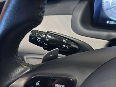 Used 2024 Hyundai Tucson Limited image 24