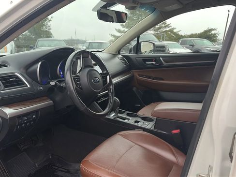 Used 2019 Subaru Outback 3.6R Touring w/ Popular Package #3A image 32