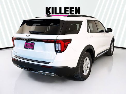 New 2025 Ford Explorer Active w/ Active Comfort Package image 7