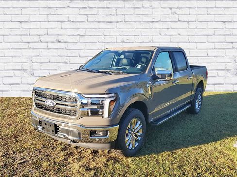 New 2025 Ford F150 Lariat w/ Equipment Group 501A Mid image 4