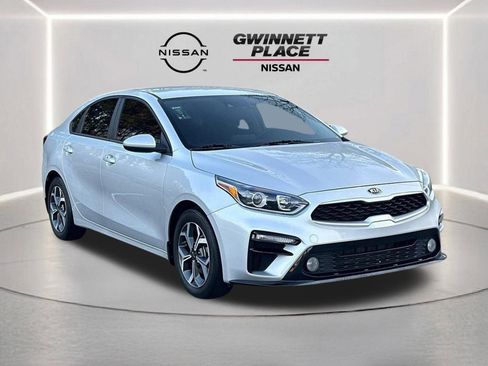 Used 2020 Kia Forte LXS image 3