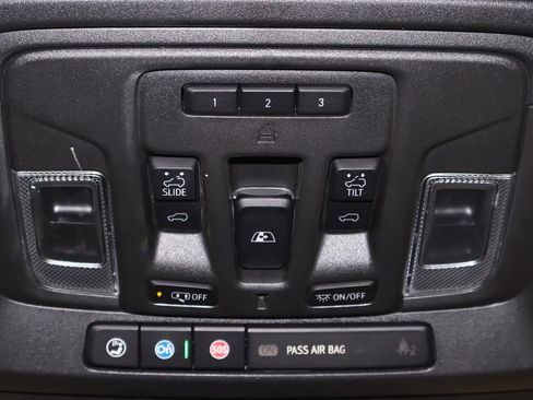 Used 2024 GMC Sierra 3500 Denali Ultimate image 41