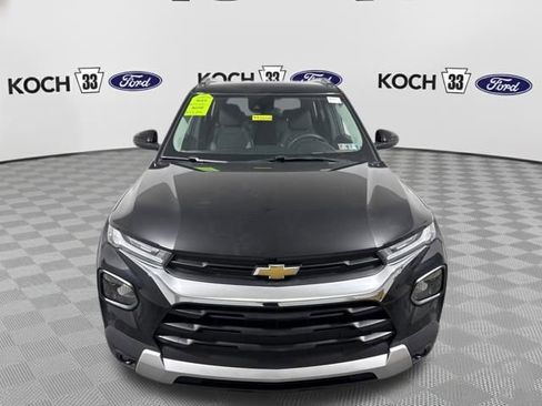 Used 2023 Chevrolet TrailBlazer LT image 2
