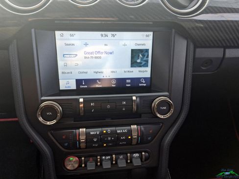 Used 2019 Ford Mustang Shelby GT350 w/ Technology Package RWD image 19