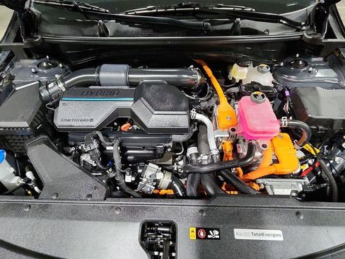 Used 2024 Kia Sportage LX image 29