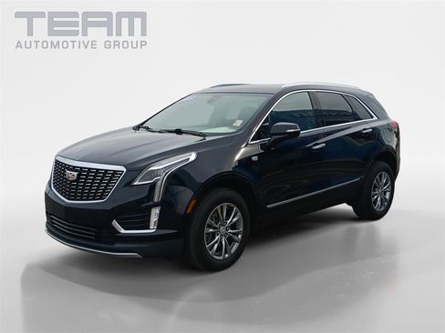 Used 2021 Cadillac XT5 Premium Luxury image 3