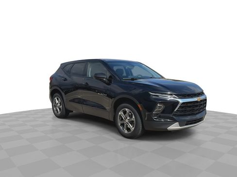 Certified 2023 Chevrolet Blazer LT w/ Driver Confidence Package image 2