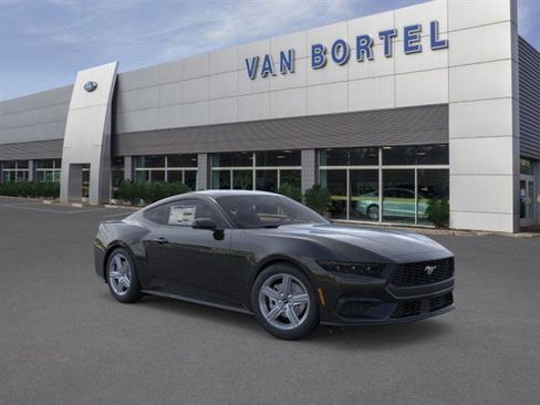 New 2026 Ford Mustang Premium image 7