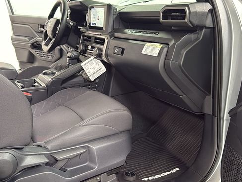 Certified 2024 Toyota Tacoma SR image 18