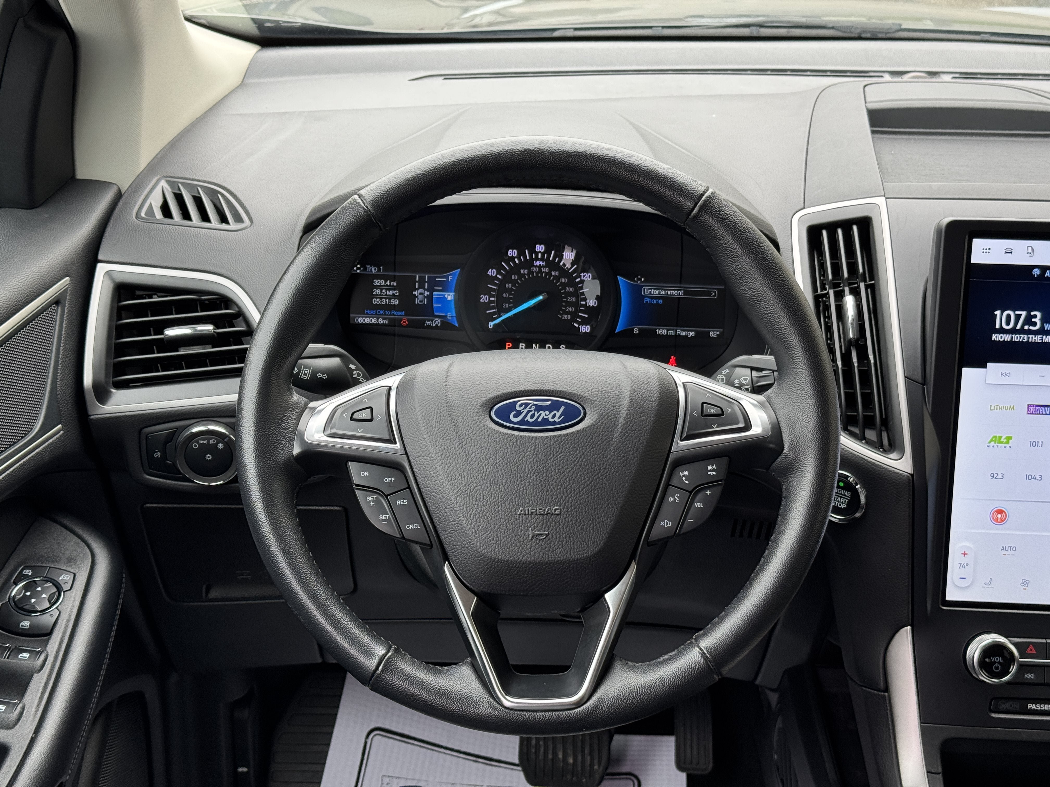 Used 2024 Ford Edge SEL AWD/4WD image 9