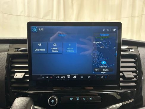 Used 2023 Ford Transit 350 XLT image 14