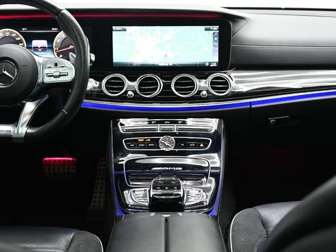 Used 2019 Mercedes-Benz E 63 AMG S image 30
