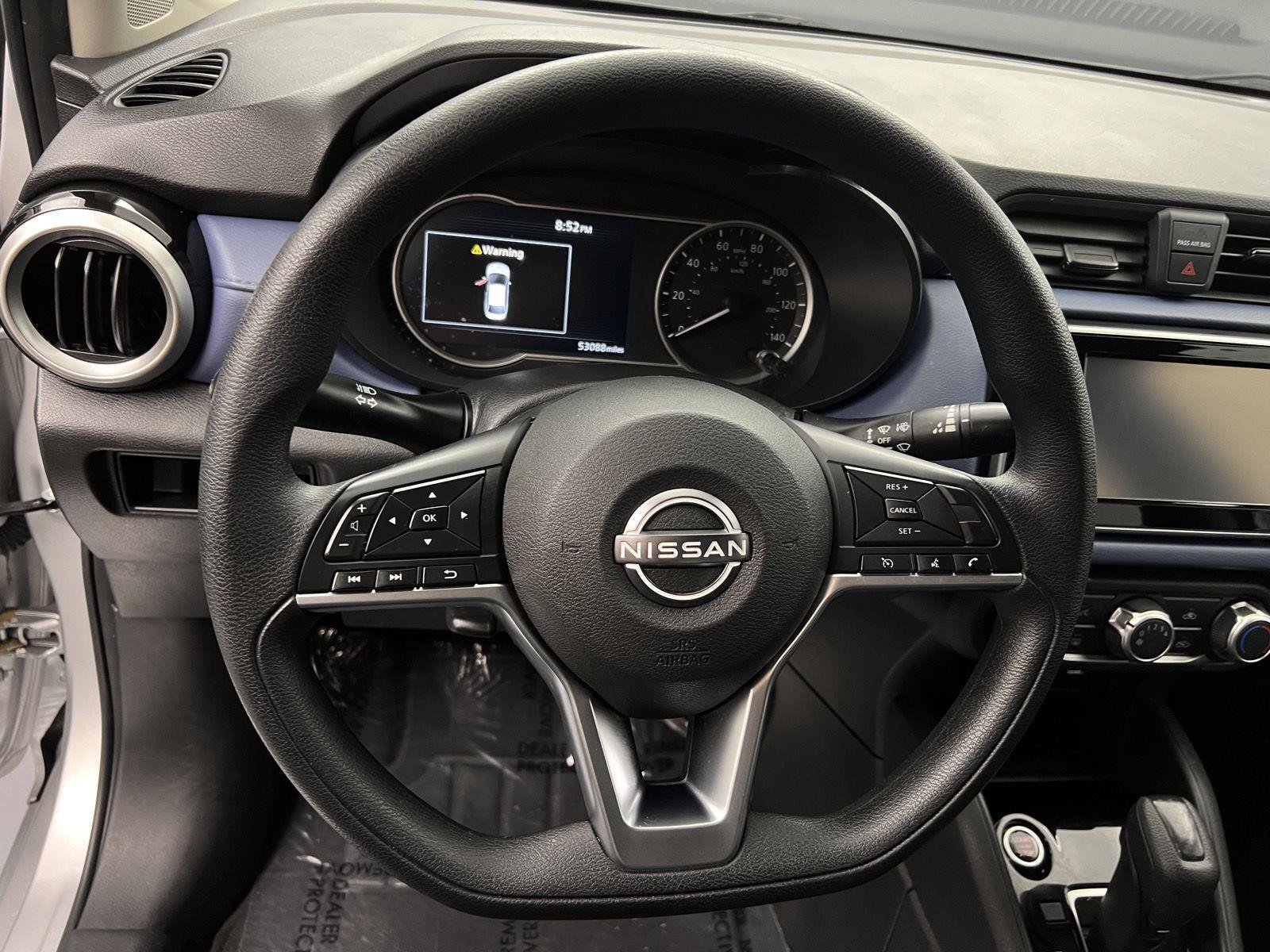 Used 2023 Nissan Versa SV FWD image 18