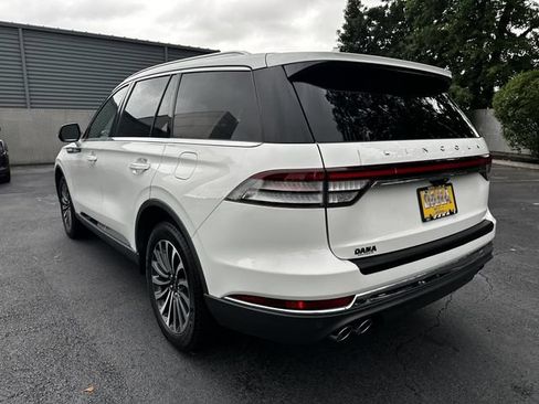Certified 2023 Lincoln Aviator AWD w/ Premium Package image 7